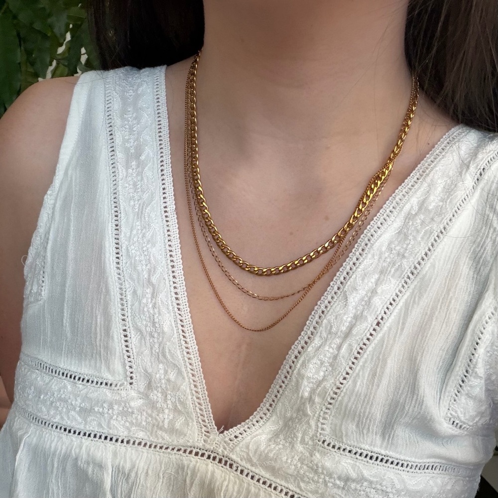 three layer gold chain necklace - Picture 2 of 4